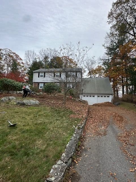 Gallery photos for Fall Yard Beautification with EAC Masonry and Landscaping: Image #2