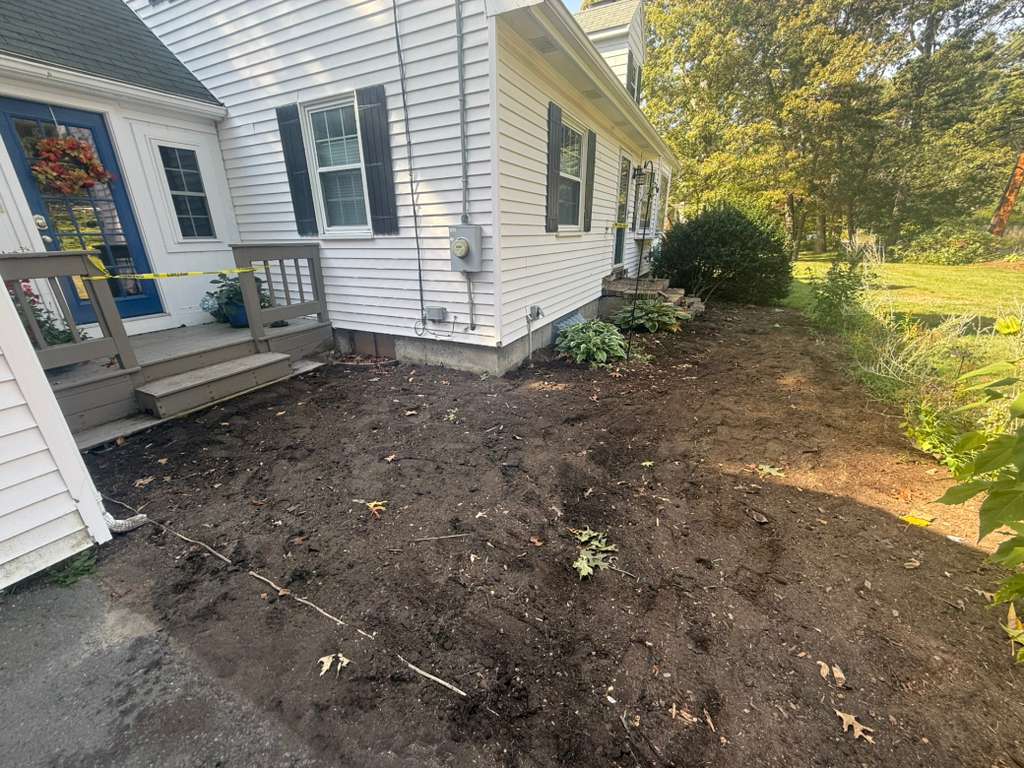 Gallery photos for Elegant Stone Path Installation Transforms Home Entryway: Image #3