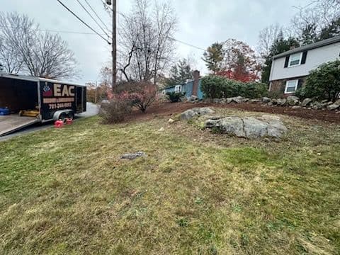 Gallery photos for Fall Yard Beautification with EAC Masonry and Landscaping: Image #1