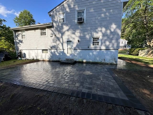 Gallery photos for Burlington Patio and Walkway Transformation: Image #2